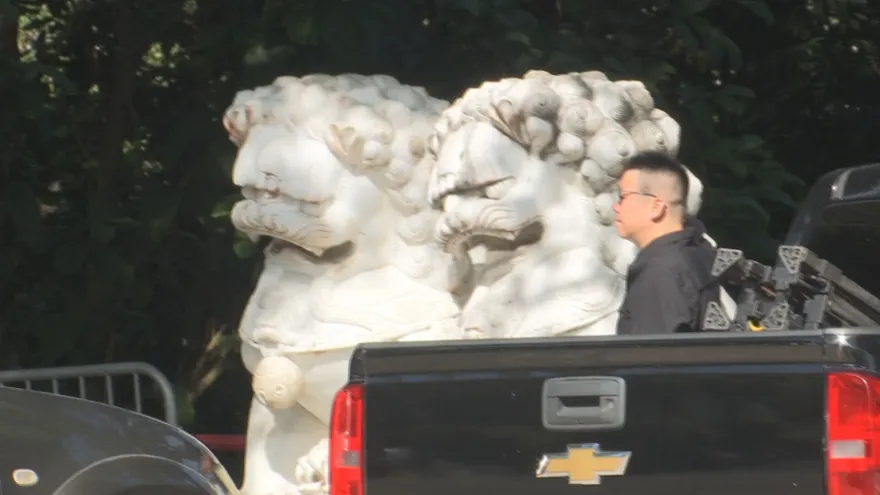 Parte de los ornamentos del monumento chino que se erigió como homenaje a una de las etnias con presencia de más de 170 años en el país