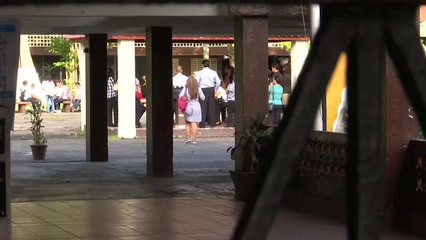 Docentes aún mantienen paro indefinido en el Moscote