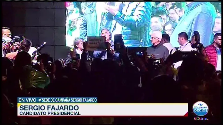 Colombianos elegirán a su nuevo presidente en una segunda vuelta