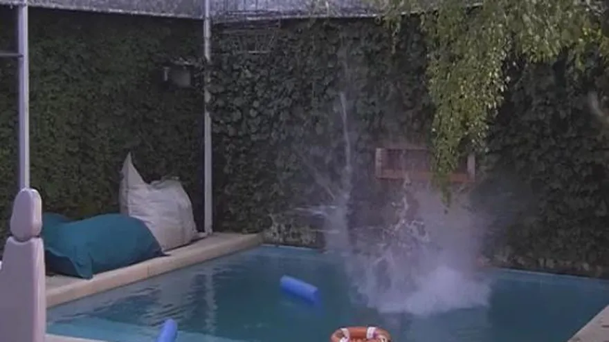 Un chapuzón a media noche