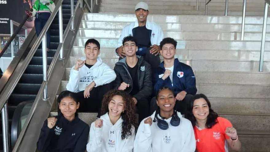Integrantes de la delegación de taekwondo de Panamá