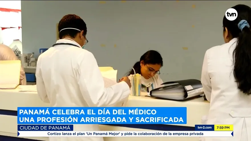 Panamá celebra el día del médico, una profesión arriesgada y sacrificada