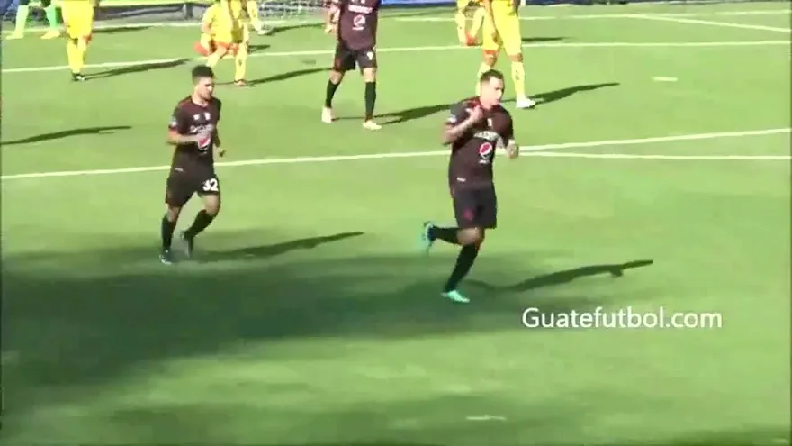 Blas Pérez anotó en el triunfo de Municipal de Guatemala