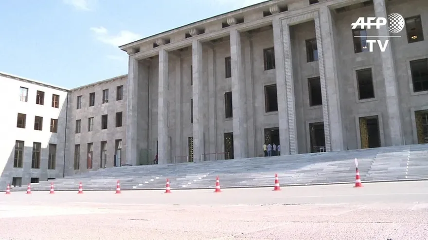 Sigue la purga en el Estado turco tras el fallido golpe