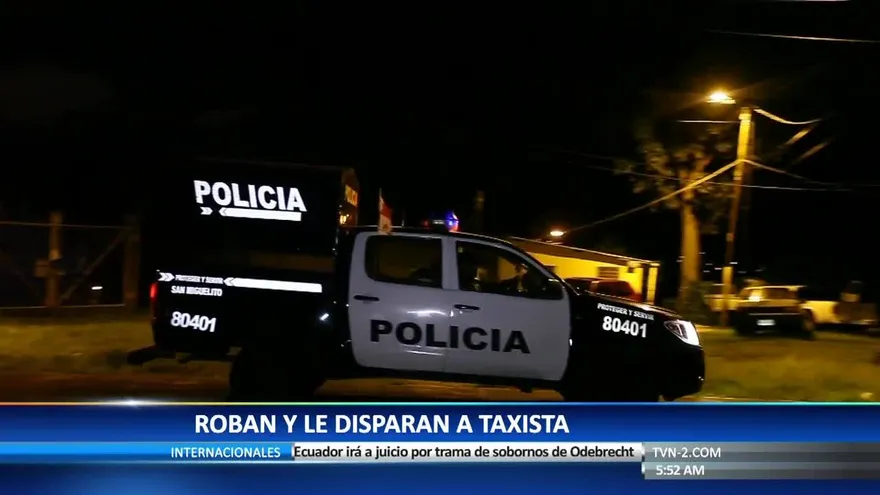 Policía encuentra auto abandonado en Villa Guadalupe