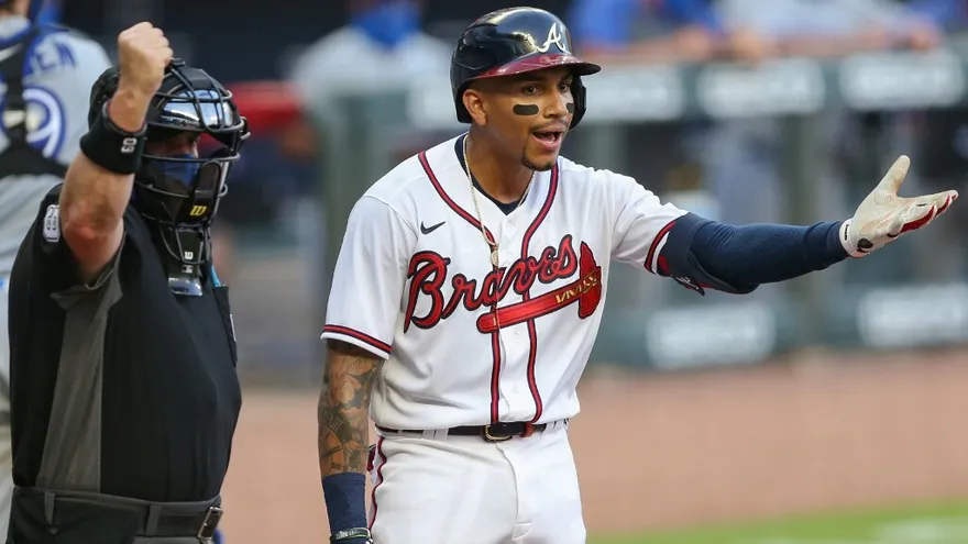 Johan Camargo fue controlado por el pitcheo de los Azulejos