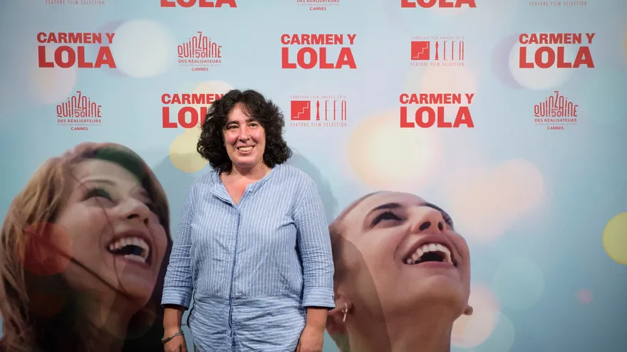 La directora de la película ‘Carmen y Lola’, Arantxa Echevarría, posa durante el photocall de la misma película.