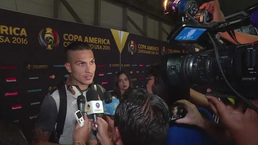 Paolo Guerrero jugara en el mundial tras reducción de sanción