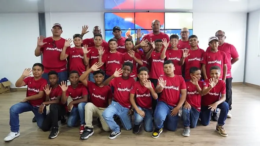 Integrantes de la Selección de Béisbol U10 de Panamá