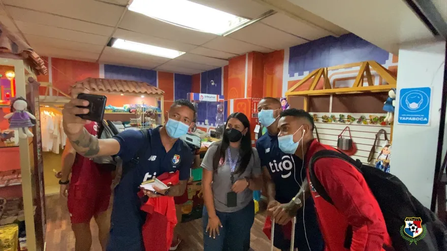 Llegada de la Sele a San Salvador