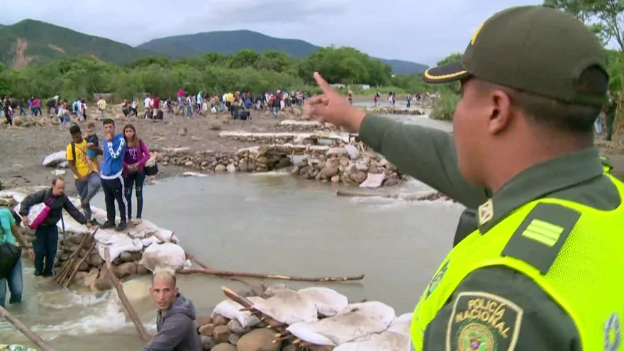 Policía colombiana bloqueó pasos ilegales en frontera con Venezuela