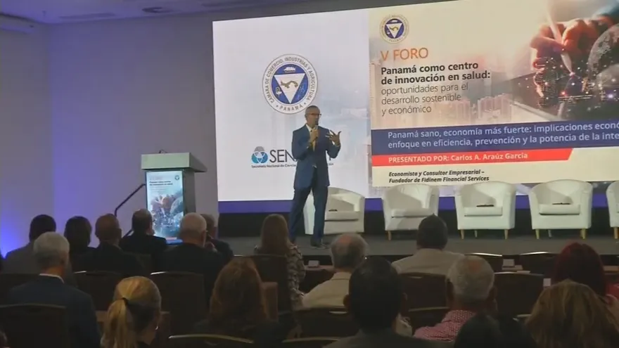 Foro plantea integrar sistemas de salud y fortalecer la atención primaria en Panamá