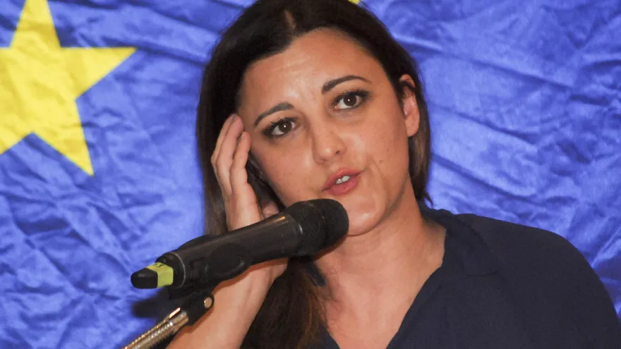 La jefa de la Misión de la Unión Europea, Marisa Matías, participa durante una conferencia de prensa hoy, lunes 5 de marzo de 2018, en Tegucigalpa (Honduras).