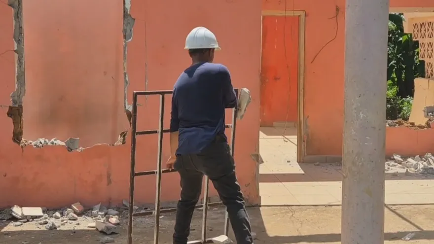 Familias damnificadas por el sismo en Chiriquí piden agilizar la reconstrucción de sus viviendas