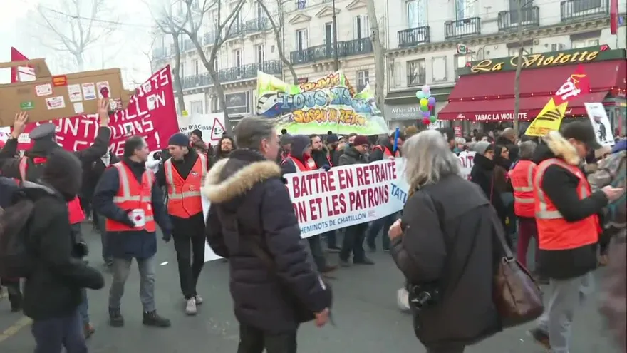 Protesta en Francia contra reforma de pensiones presentada por el gobierno