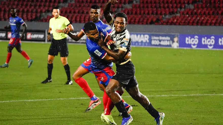 Semifinales LPF Plaza Amador vs Tauro FC