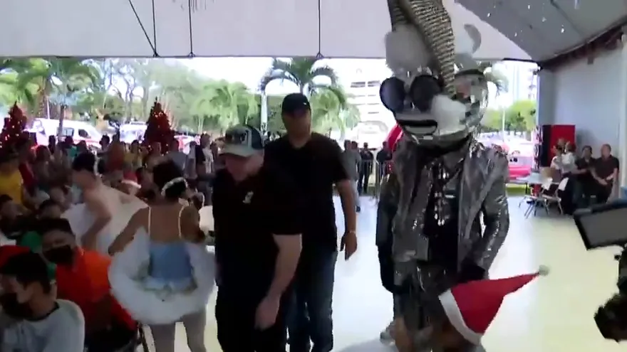 Niños celebran en el Parque Omar con personajes de ¿Quién es la Máscara?