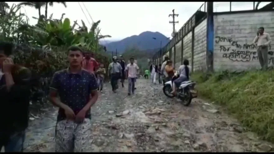 Declaran estado de calamidad tras avalancha en ciudad colombiana