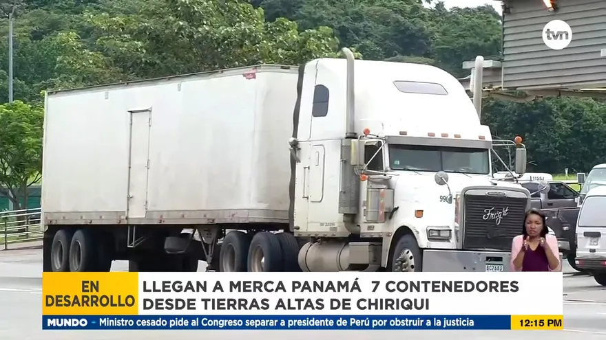 Siete camiones cargados de alimentos llegan a Merca Panamá