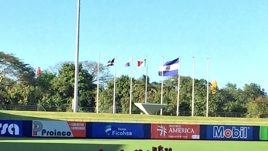 México le da el golpe de gracia a Panamá en Serie Latinoamericana