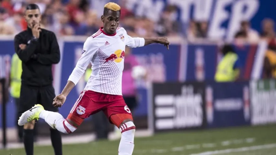 Michael Amir Murillo con habilidades en New York Red Bulls