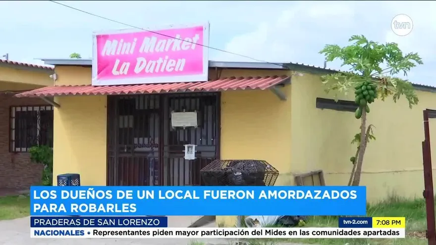 Ladrones amordazaron a una familia para robar