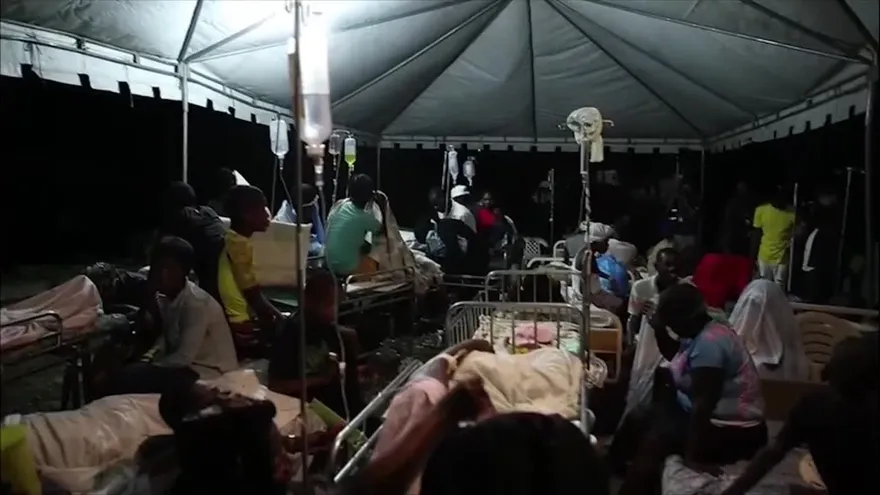 Haití vuelve a sufrir tras terremoto que causa 15 muertos y 333 heridos