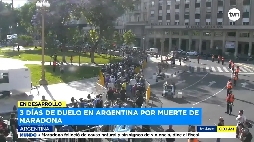 Miles despiden a Diego Armando Maradona