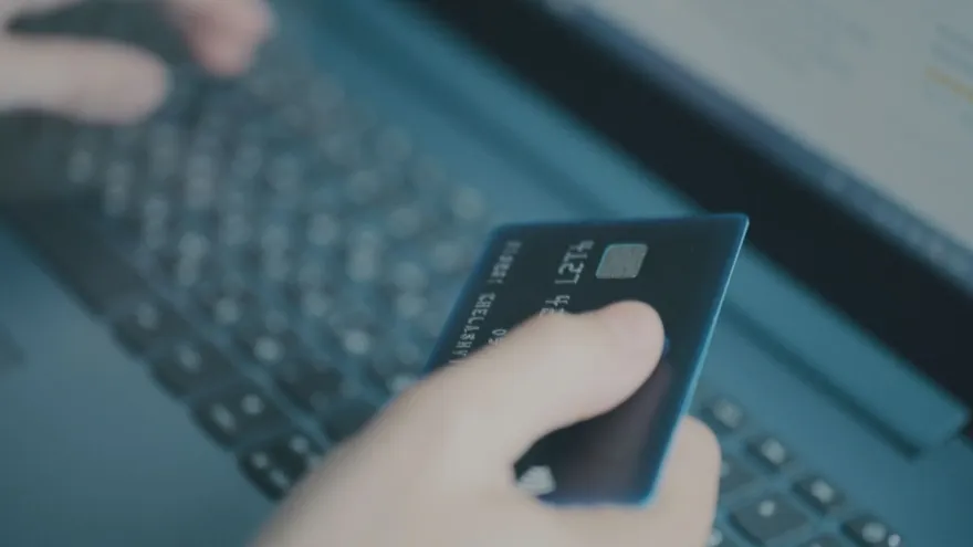 Credit card delinquency reaches 8.5%, highest in banking system
