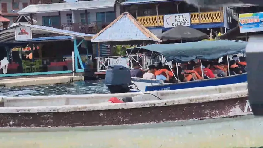 Bocas del Toro: Autoridad Marítima advierte que será inflexible con embarcaciones que no cumplan normas de seguridad