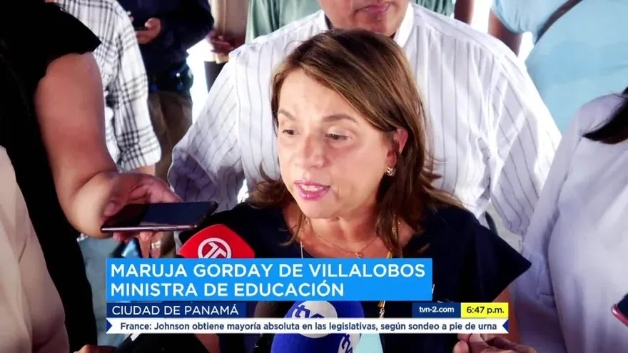 En abril de 2020 se completará el ajuste salarial a los docentes