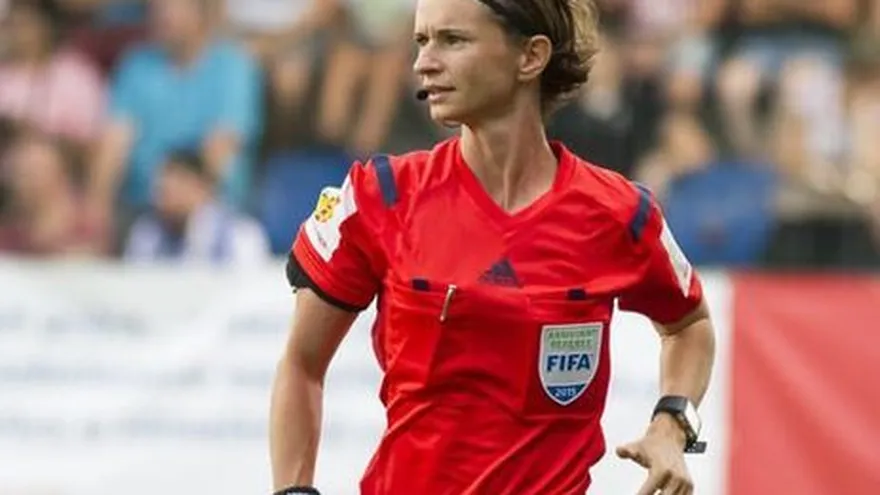 Lucie Ratajova fue la víctima de los comentarios sexistas