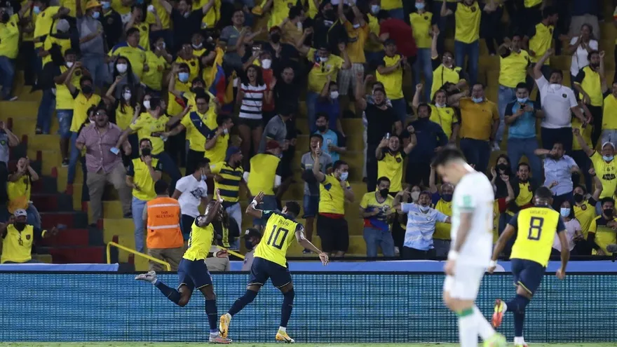 Ecuador aprueba regreso de público a los estadios con aforo de 50%