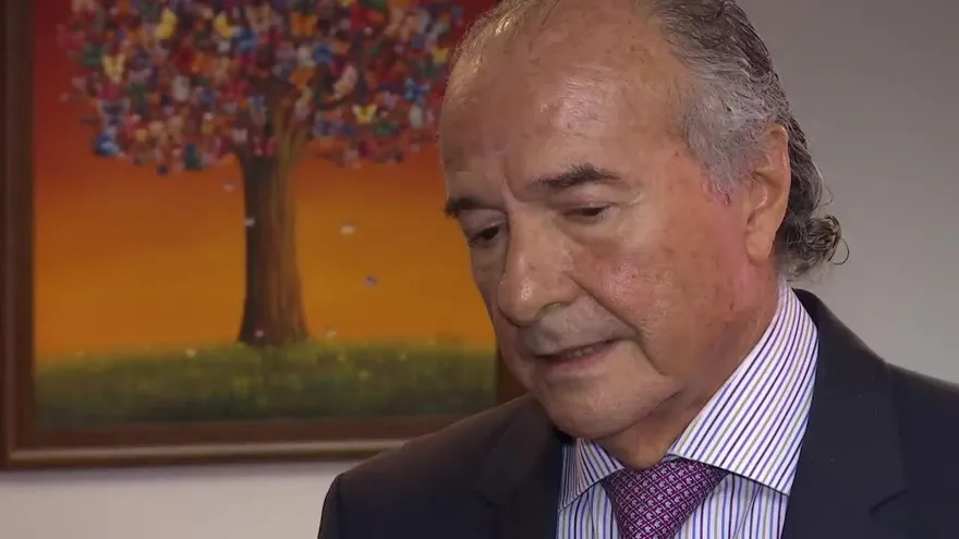 Las interpretaciones de la visita de Michael Pence