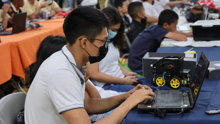Competencia regional de las Olimpiadas de Robótica