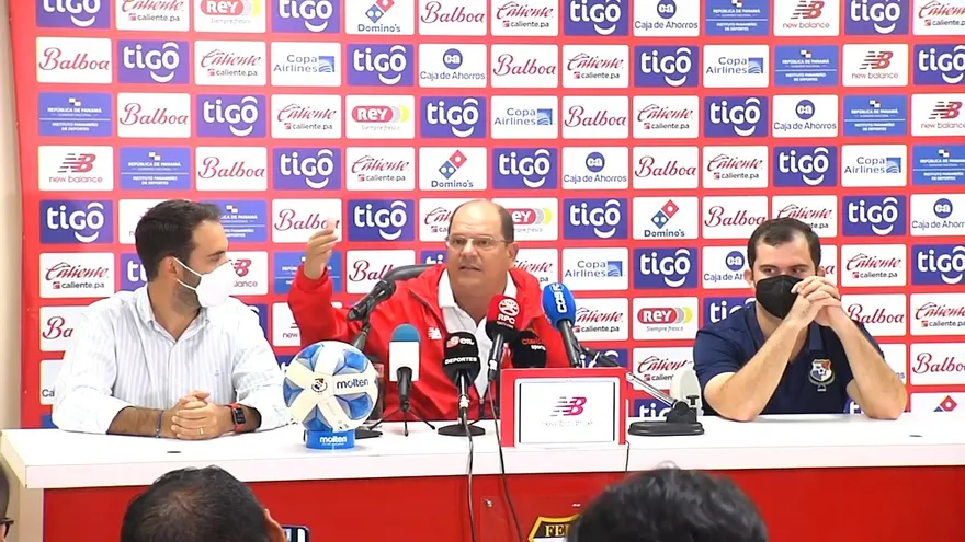 Conferencia de Prensa de Manuel Arias: Panamá vs México octagonal final