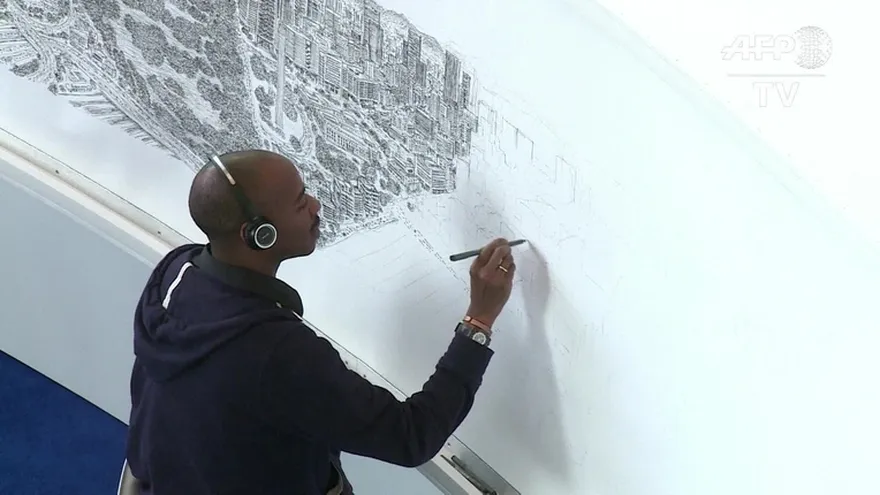 Wilshire, un artista con autismo, deslumbra a México