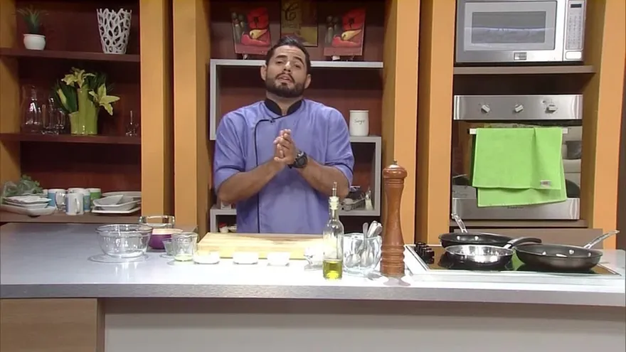 Yuca Frita con Salsa de Ajo Picante