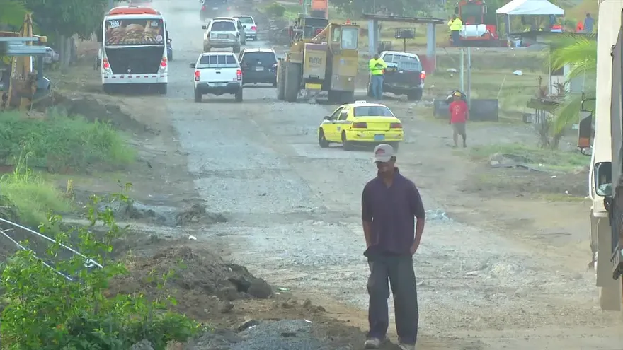 Protesta por falta de agua en Los Caobos, Chilibre