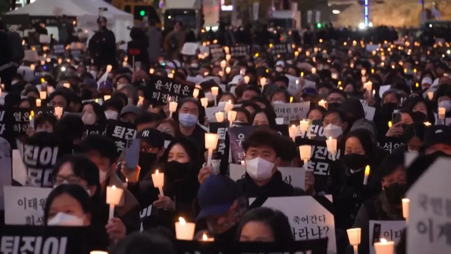 Vigilias en Corea del Sur por las víctimas de la tragedia de Halloween