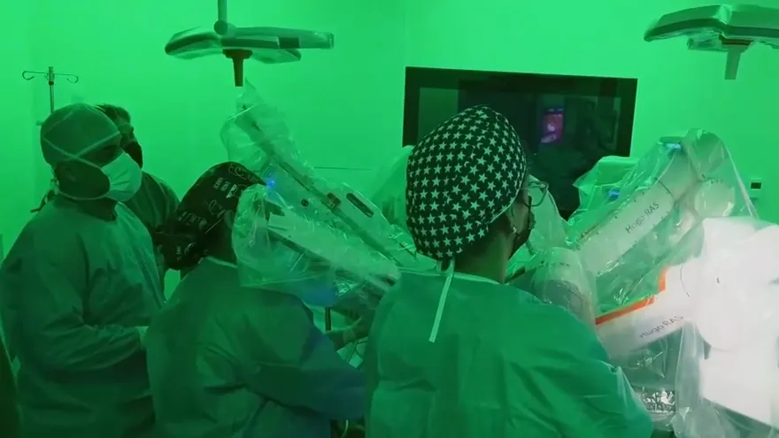 La cirugía robótica llegó a la CSS