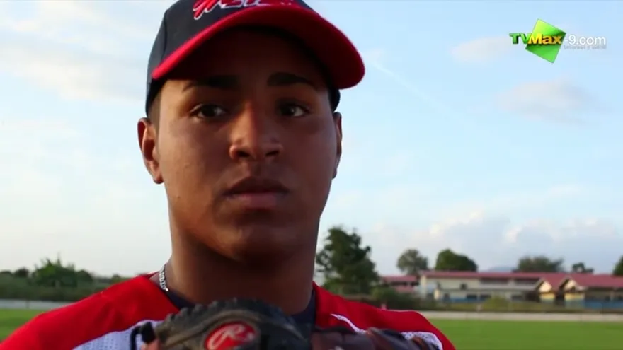 El lanzador Teidin Frías de Panamá Metro