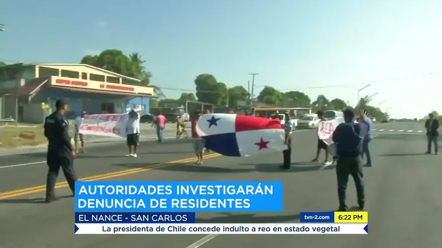 Residentes de El Nance cierran la Vía Interamericana