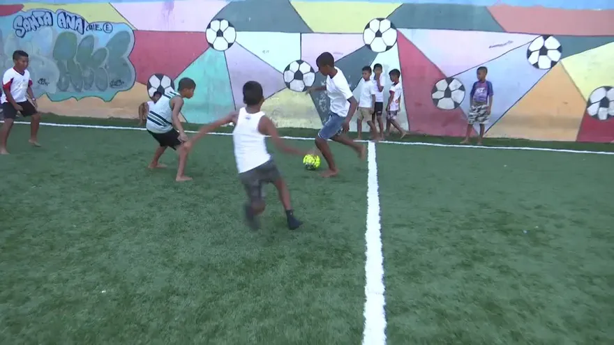 Fundación intenta rescatar niños de Santa Ana