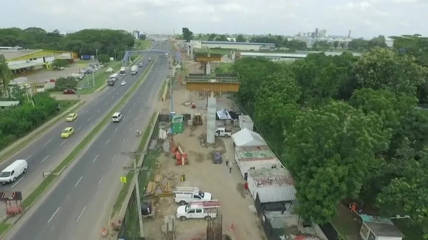 Tranque y mal servicio de transporte en Panamá Este