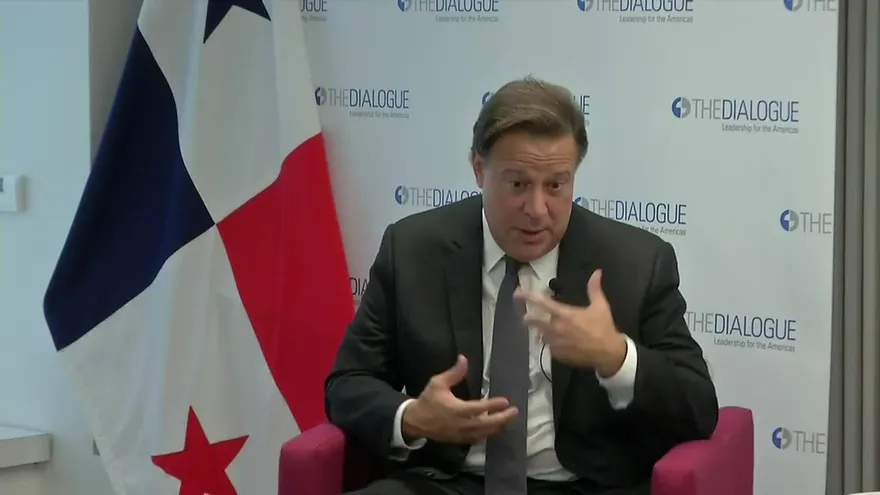 Varela explica durante foro motivaciones de Panamá para aliarse con China Popular