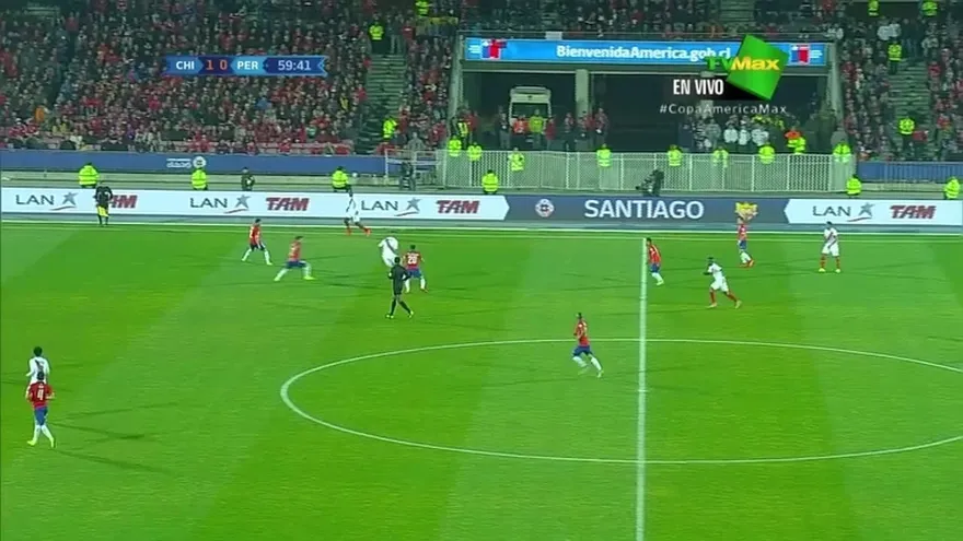 Autogol de Medel, empate de Perú 1-1