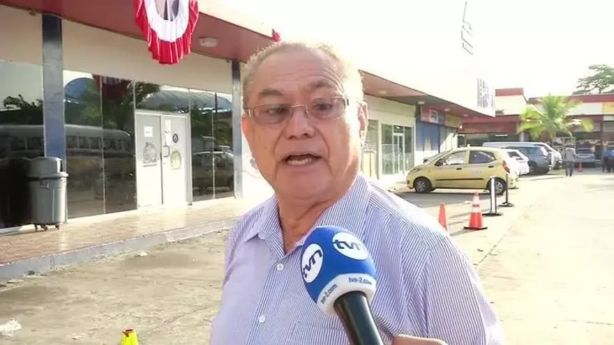 Panameños en contra de aumento de viáticos a funcionarios públicos