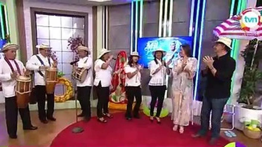 Tuna Voces Campesinas nos visita por las Mil Polleras