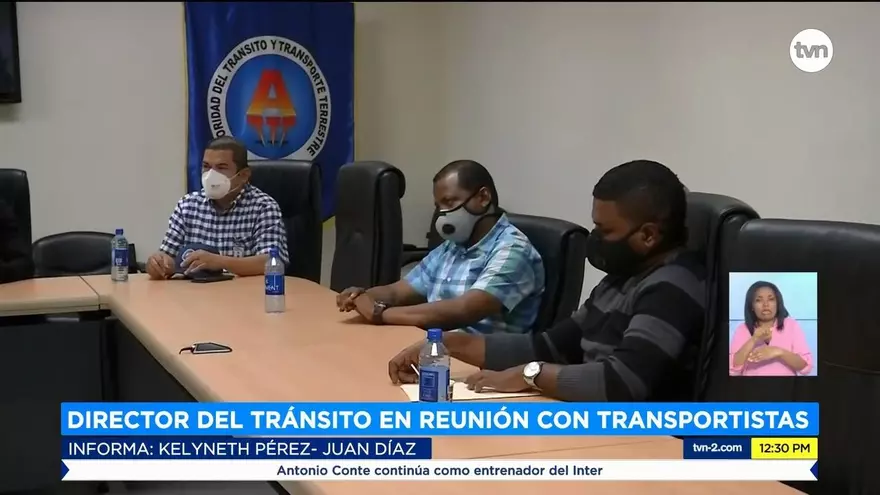 ATTT se reúne con dirigentes transportistas